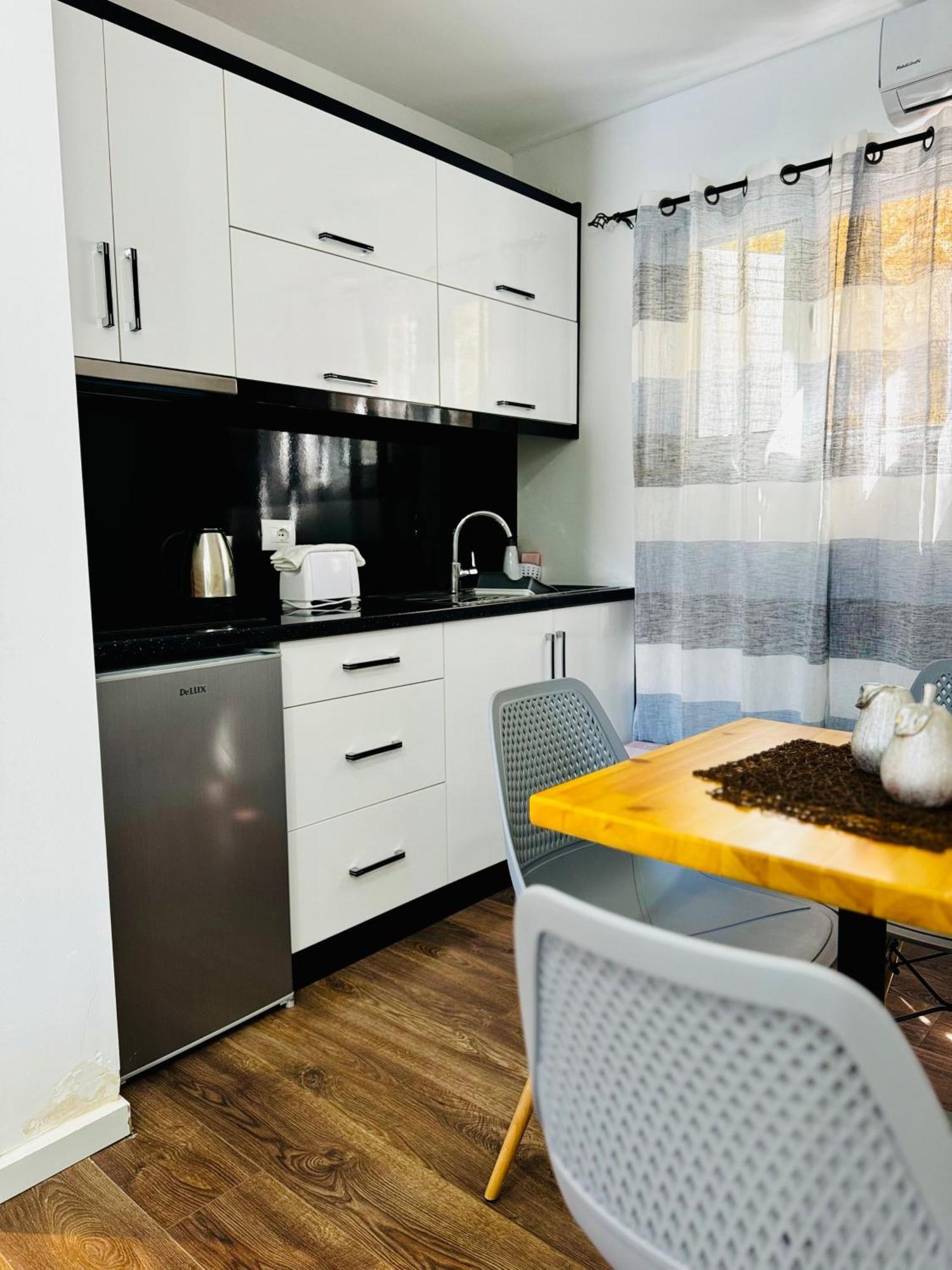 Villa Merkuri Himare Ngoại thất bức ảnh