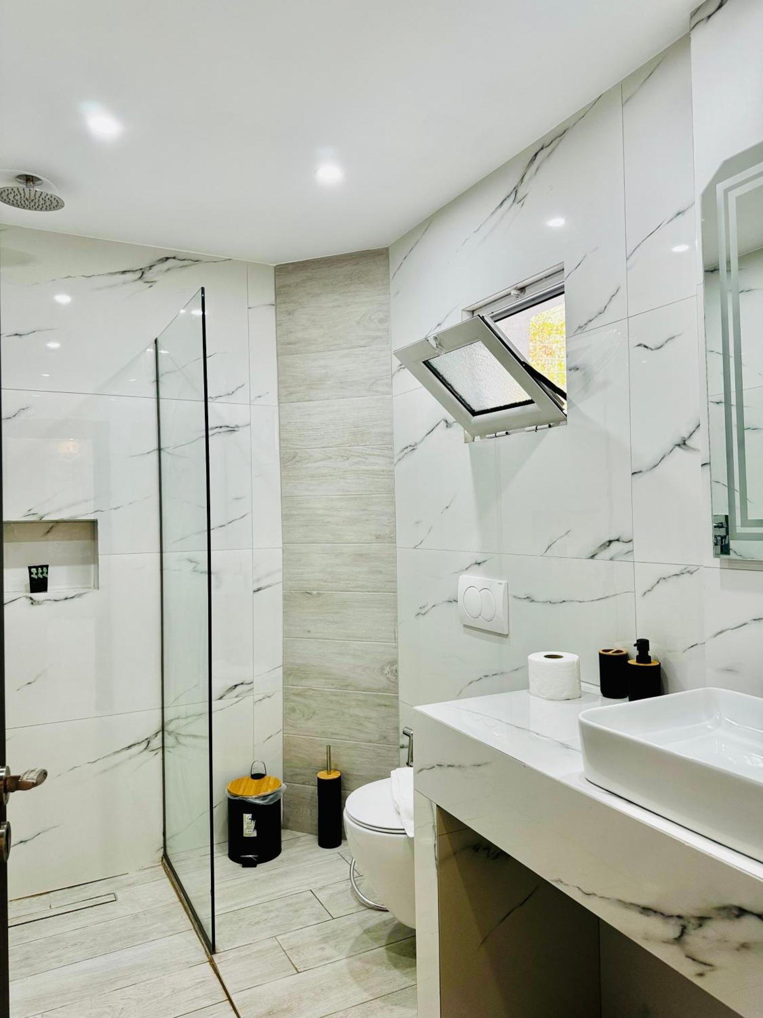 Villa Merkuri Himare Ngoại thất bức ảnh